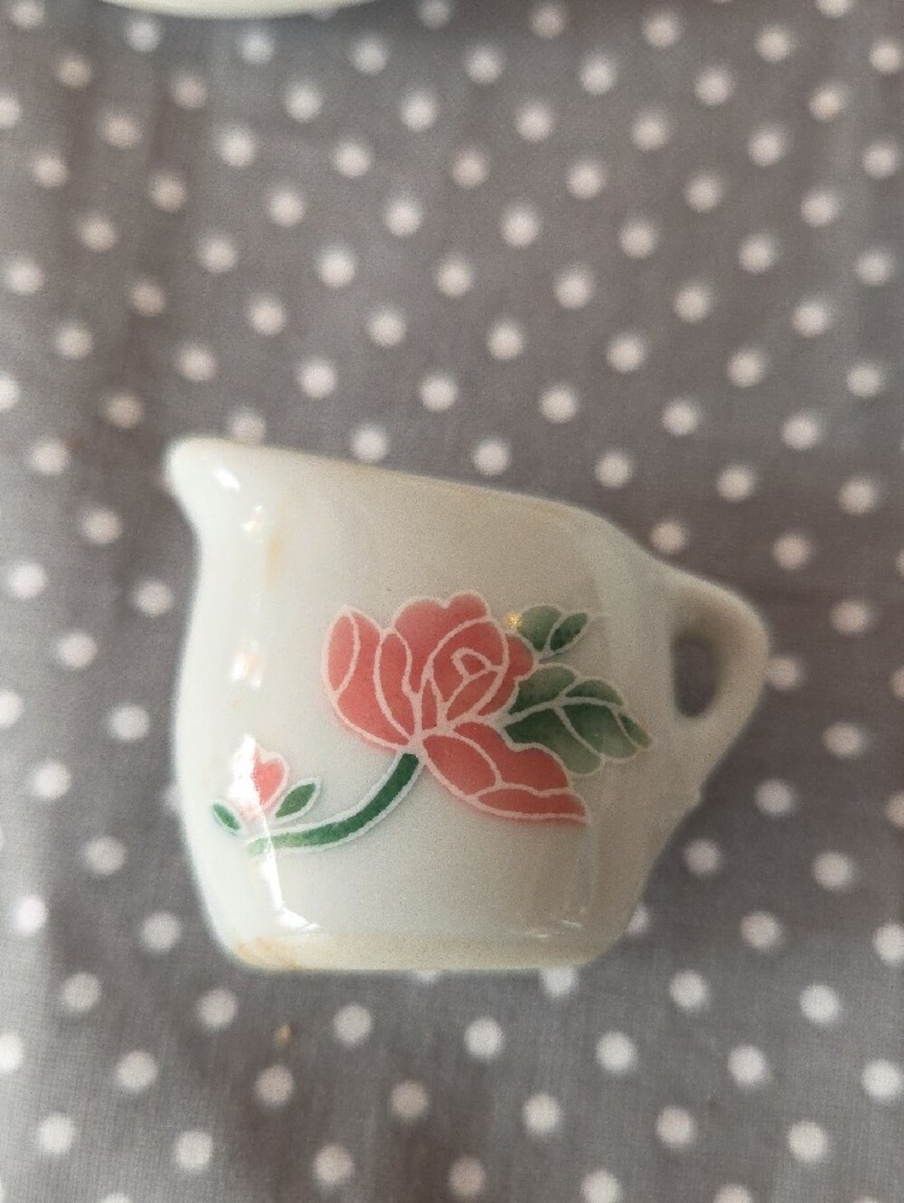 Porcelain Mini Tea Set with Pink Rose Pattern - Picture 15 of 16